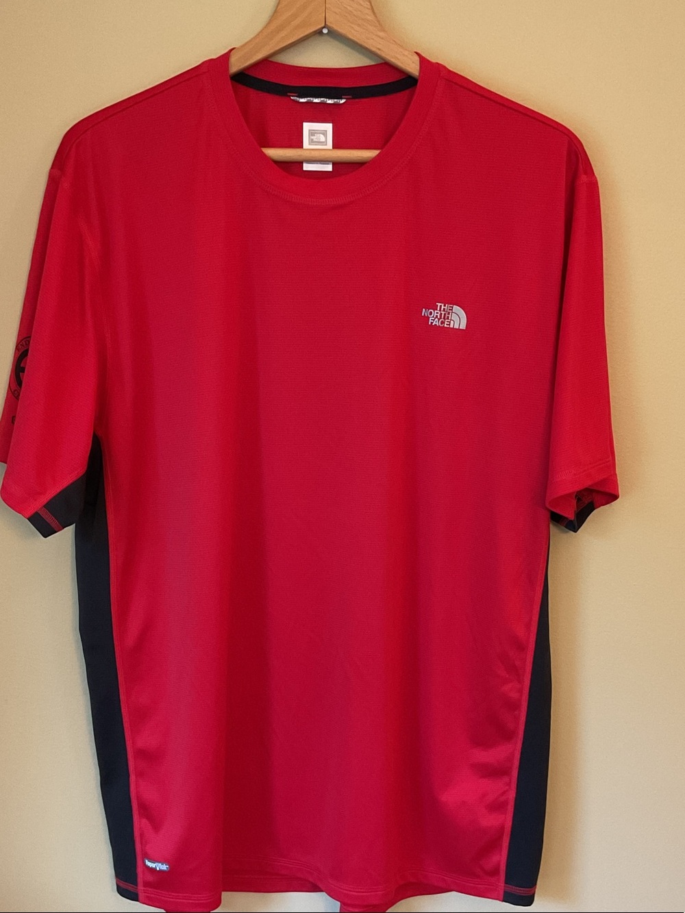 The North Face Men's Red and Black Short-Sleeve Performance Tee Size XL